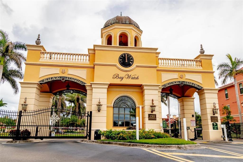 Baywatch Apartment Clearwater Exterior photo